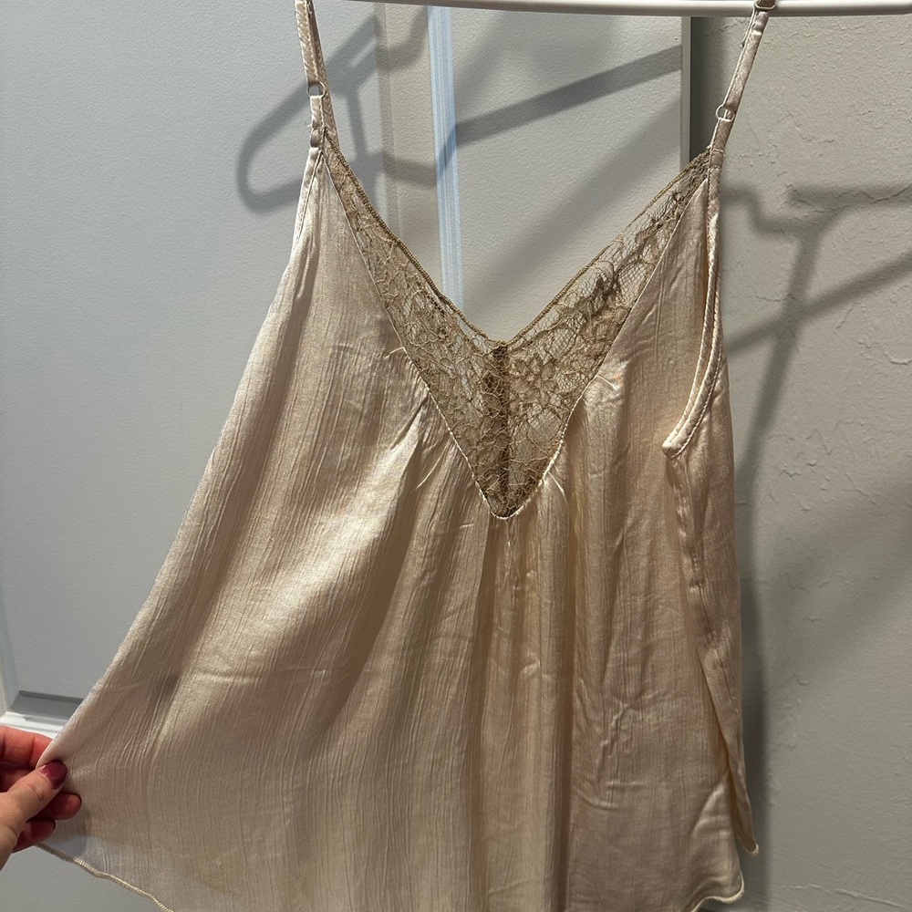American Eagle Outfitters Cream Lace Cami